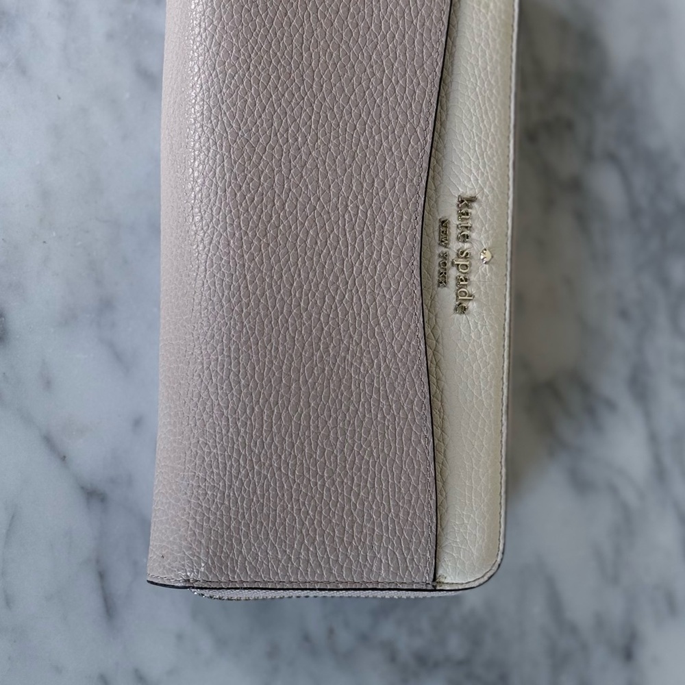 Kate Spade Beige and Off-White Leather Clutch